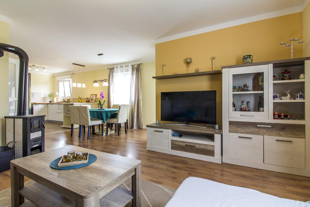 PUY Apartman Maxim 아파트 외부 사진
